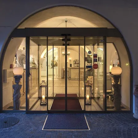 فندق Boutique Sunstar Am Maggiore بريساغو